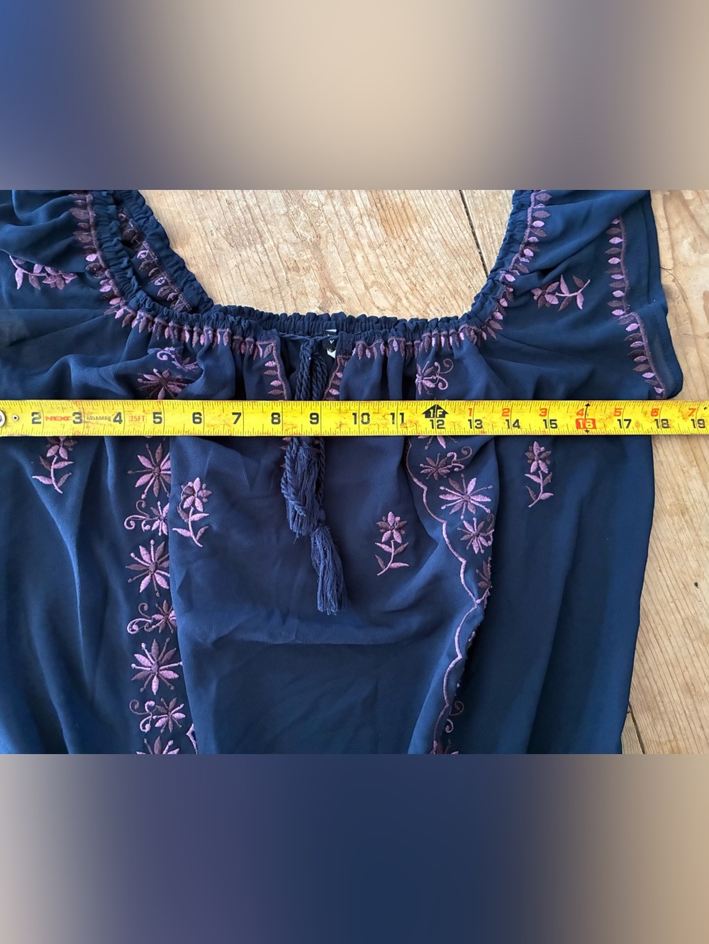 VENUS Embroidered Navy Peasant Top with Lavender Accents M - Picture 10 of 13